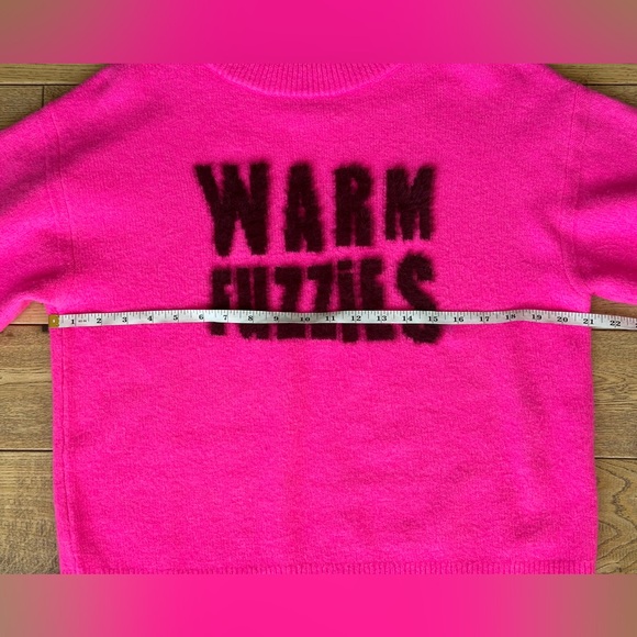A New Day Warm Fuzzies Graphic Sweater size Medium - Picture 11 of 13